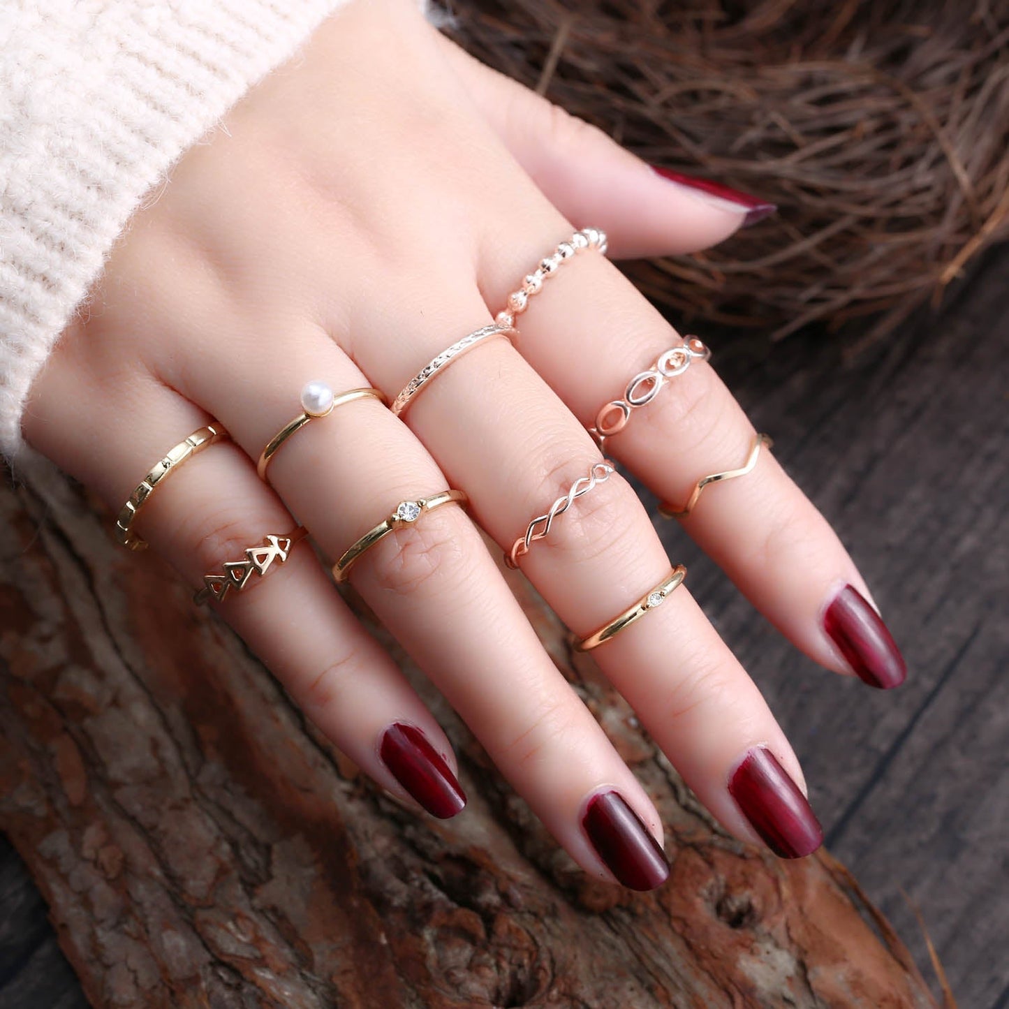 sengpan Bohemian Geometric Rings Sets Crystal Star Moon Flower Butterfly Constellation Knuckle Finger Ring Set For Women Fashion Jewelry