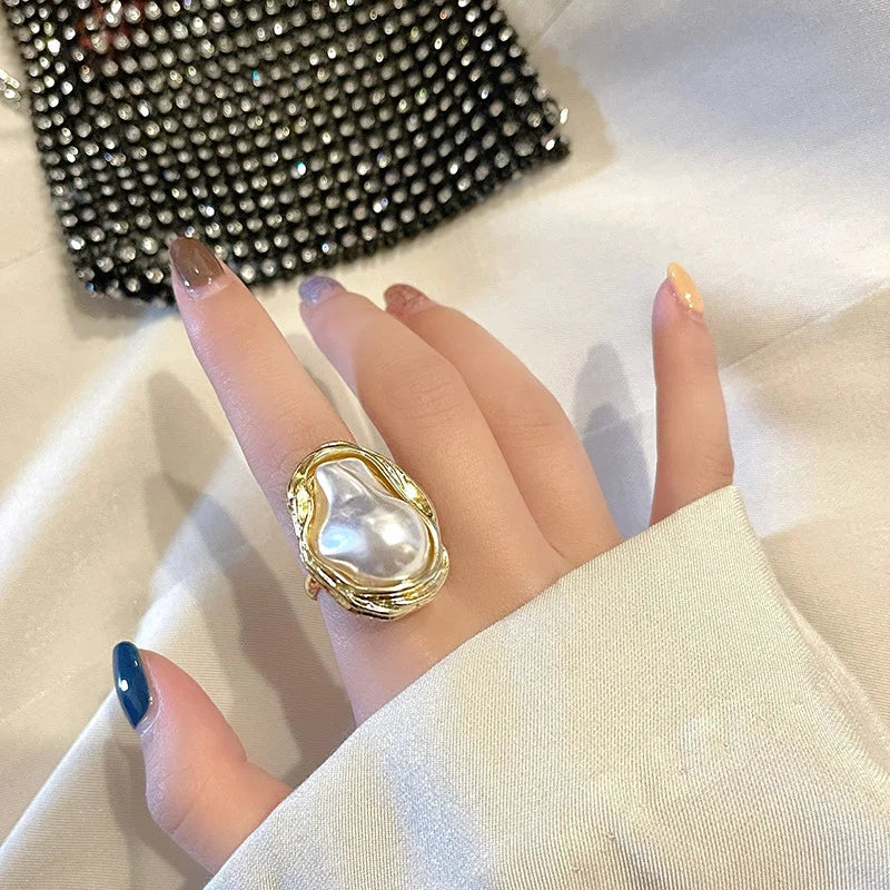 Lianfudai 2024 New Design Starfish Pearl Ring Shape Gold Color Adjustable Rings For Women Korean Fashion Jewelry Party Luxury Accessory