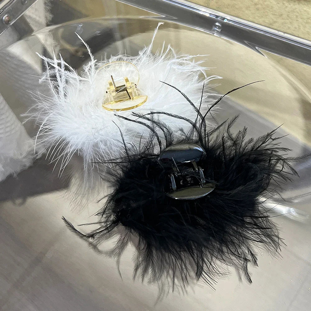 Lianfudai Sweet Ostrich Feather Hair Clip Female White Black Shark Hair Claw Headwear Women Hair Accessories 2023 Summer Hair clip