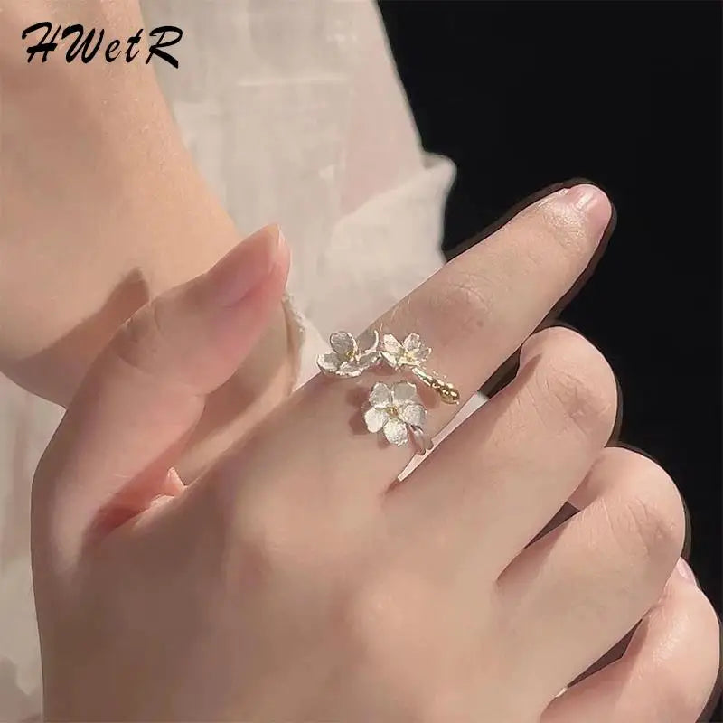 sengpan Unique Delicate Flower Opening Adjustable Rings For Women Silver Color Minimalist Finger Ring Engagement Jewelry Female Gift