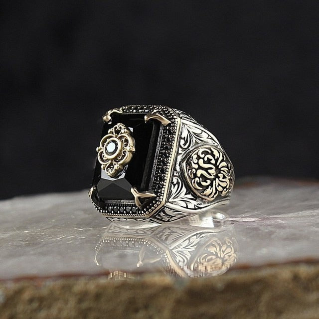 sengpan Retro Handmade Turkish Signet Rings for Men Ancient Silver Color Carved Ring Mystic Zircon Inlay New Punk Motor Biker Ring