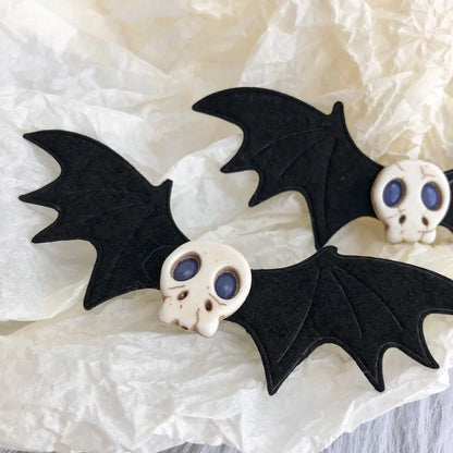 sengpan 1/4pcs Skull Bat Hair Clips Gothic Duckbill Clips Halloween Angel Bat Hair Barrettes Lolita Hairpin Creative Hair Styling Tools