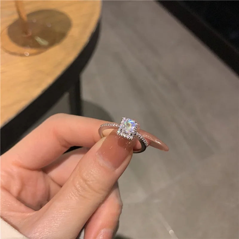 sengpan Luxury Classic Moissanite Wedding Engagement Rings for Women Square Lucky Ring Personality Stainless Steel Rings Charm Jewelry