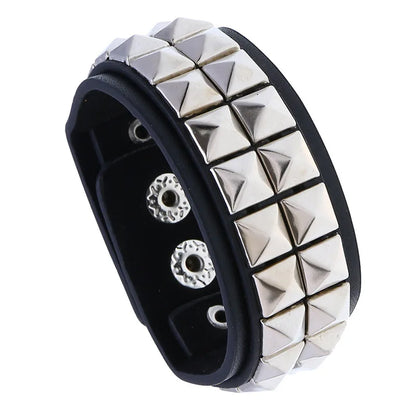 Lianfudai Personality Hip Hop Men Spiked Rock Bracelet Bangle Women Vintage Punk Cosplay Black PU Leather Wrap Bracelet New Jewelry