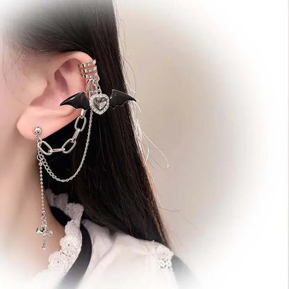 sengpan Punk Gothic Black Crystal Heart Cross Chain Ear Cuff for Men Women Hip Hop Metal Cross Ear Clip On Earrings Egirl Jewelry Gift