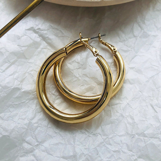 sengpan Fashion Gold Color Oversize Hoop Earrings For Women Wide Big Metal Round Circle Statement Earrings Vintage Jewelry Gift