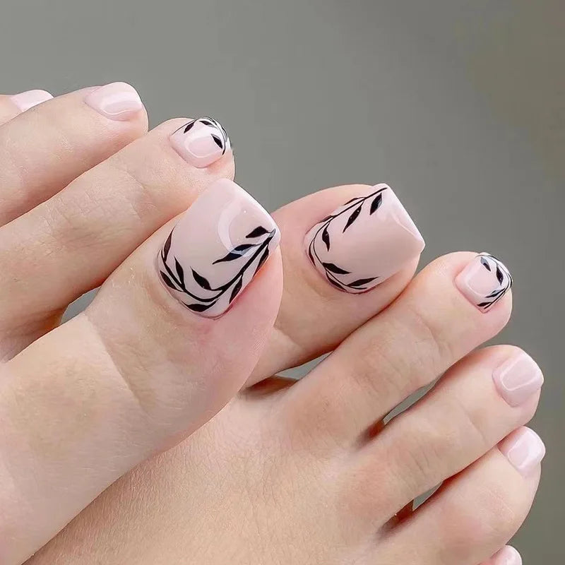 sengpan Flow Chocolate Design Artificial Toenails Glossy Fashion Toe Fake Nails with Glue Wearable Short Flat Shape Fake Toenails