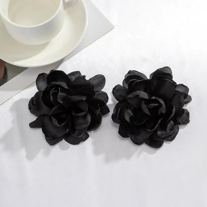 Lianfudai Exaggerated Big Flower Stud Earrings For Women Fluffy Fabric Petal Earring Romantic Party Wedding Earrings Trend 2024 Jewelry