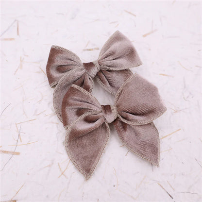 sengpan Small Velvet Fable Bow Hair Clips for Toddler Baby Girl Kids Christmas Velvet Hair Bow Alligator Clips Accessories