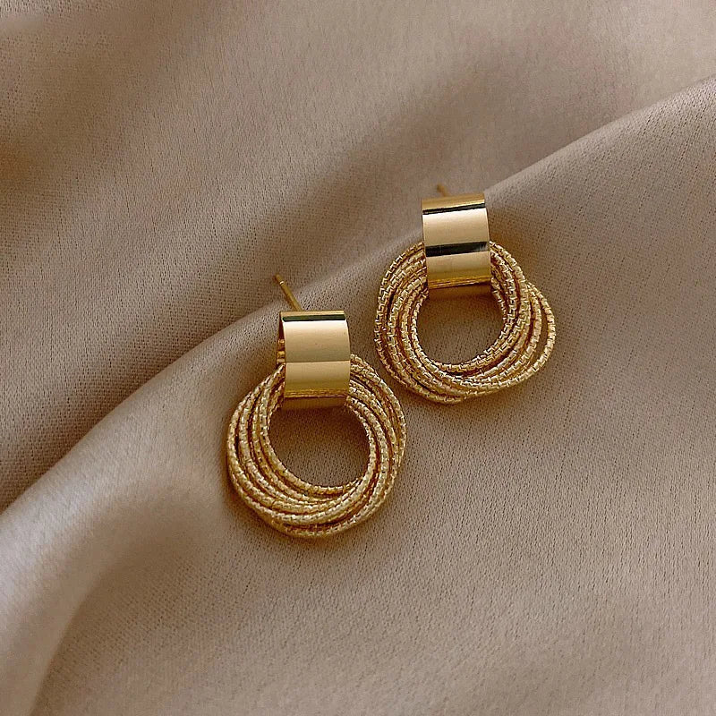 sengpan Minimalist Square Earrings Irregular Stud Earrings New Exaggerated Cold Wind Fashion Earring for Women Opening Accessories