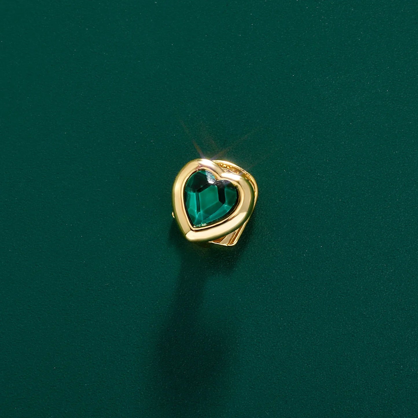 sengpan  Hip Hop Single Green Zircon Heart Teeth Grillz 14K Gold Plated Crystal Tooth Caps For Women Men Jewelry Dental Grills