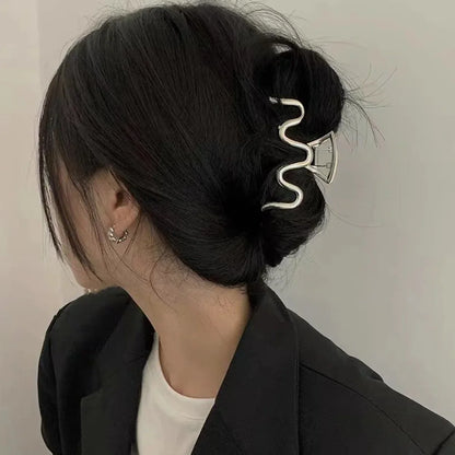 Lianfudai New Punk Geometric Metal Gold Silver Simple Hair Clip Claw for Women Trendy Large Crab Catches Clamp Korea Headwear Accessories