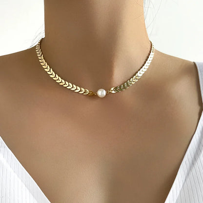 Lianfudai New Beads Women's Neck Chain Kpop Pearl Choker Necklace Gold Color Goth Chocker Jewelry On The Neck Pendant 2024 Collar For Girl