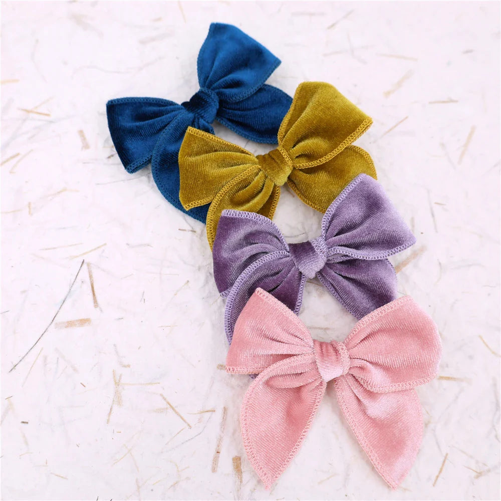 sengpan Small Velvet Fable Bow Hair Clips for Toddler Baby Girl Kids Christmas Velvet Hair Bow Alligator Clips Accessories