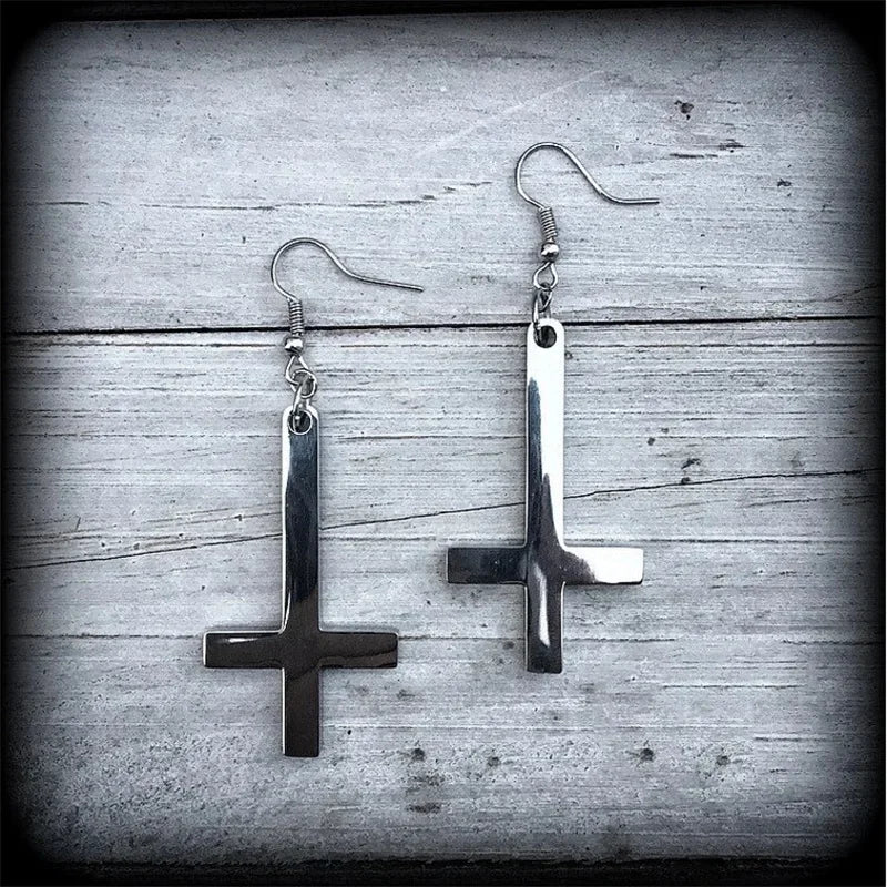 sengpan Inverted Cross Earrings Church of Satan Temple Earrings Gothic Upside Down Cross Earrings Occult Satanic Witchy Pagan Jewelry