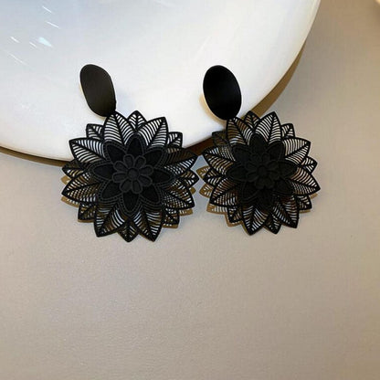 sengpan  gifts for women Vintage Black Forest Flower Butterfly Earrings Women Geometric Exaggerated Temperament Heart Hanging Earring Punk Jewelry Gifts