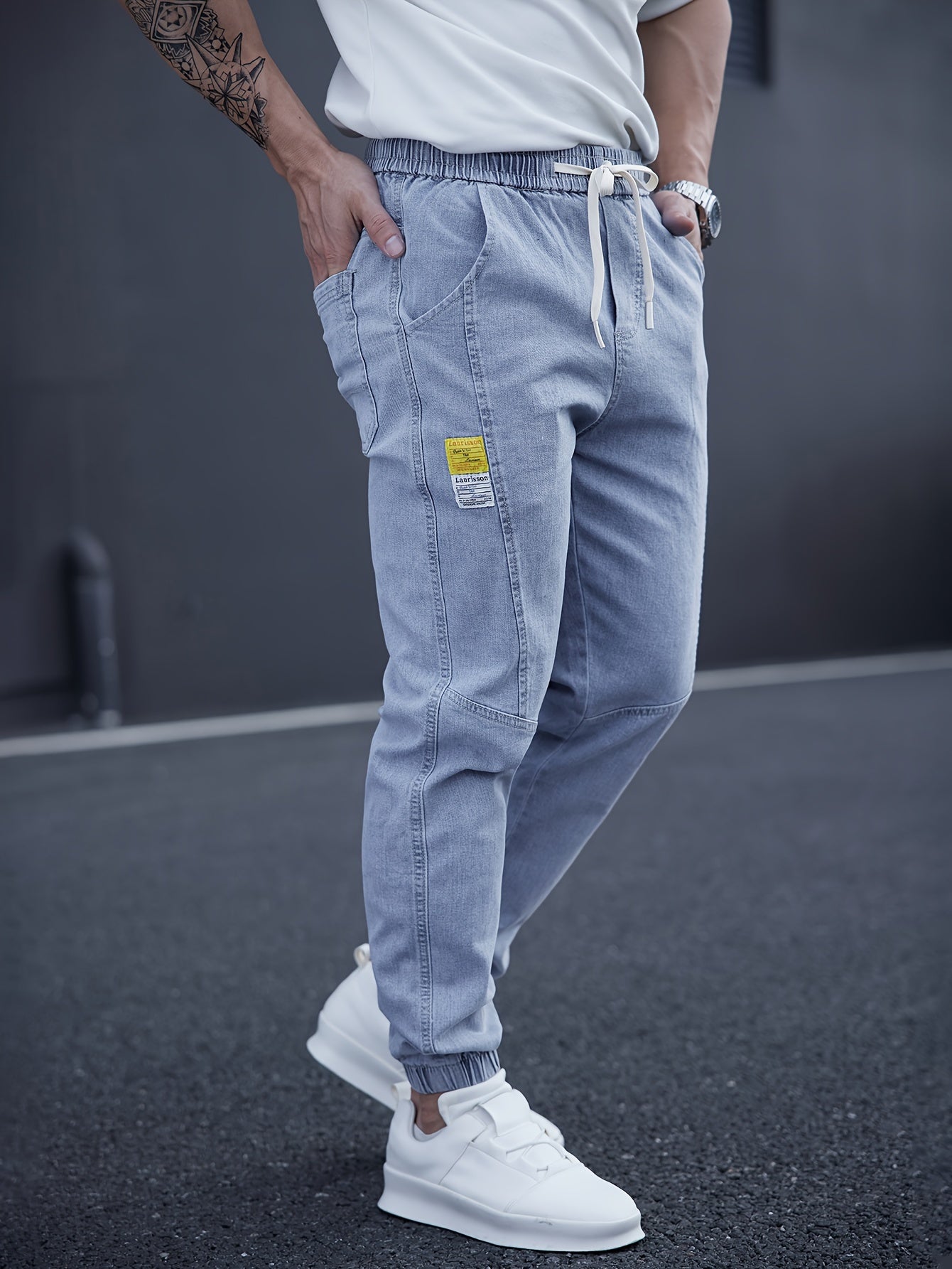 Men's Casual Tapered Jeans with Adjustable Drawstring Waist for Comfortable Street Style