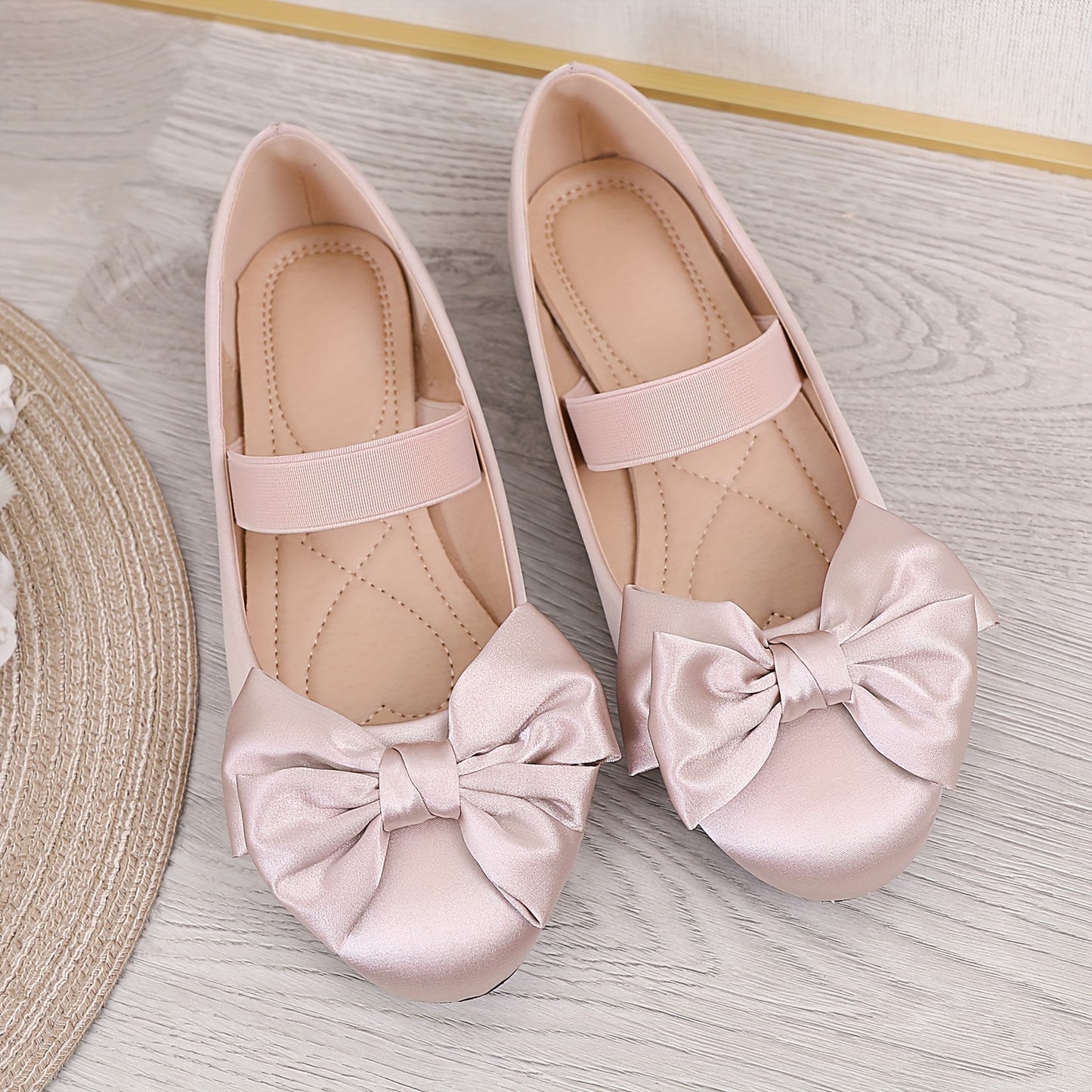 Elegant Women's Bowknot Ballet Flats with Soft Sole and Elastic Band for Comfortable Slip-On Wear - Perfect for Casual and Dressy Occasions