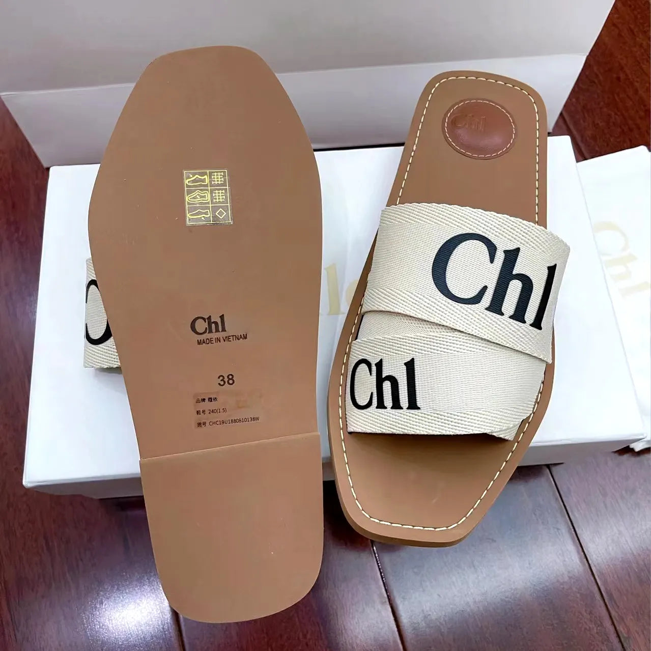 Dhgate Designer Sandal Man Woody Clog Mule Flat Sandale Slide Letter Loafers Tazz Slipper Womans Pink Red Slippers Summer Beach Platform Canvas Shoe Flip Flop