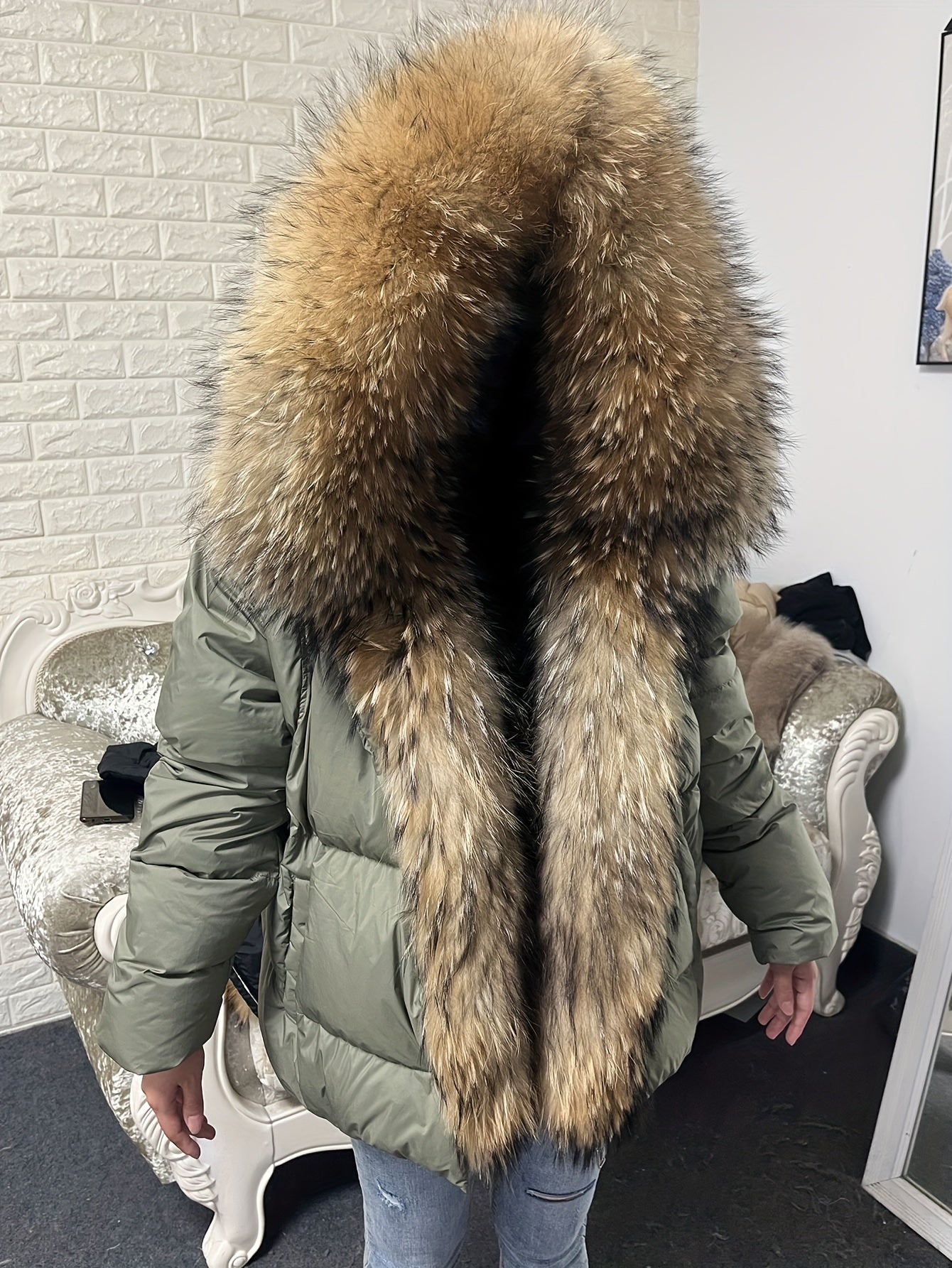 Plus Size Luxurious Fur Trim Hooded Down Jacket - Water-Resistant, Ultra-Warm, and Lightweight - Casual Long Sleeve Zipper Jacket for Winter, Women's Plus Size Clothing for Cold Weather