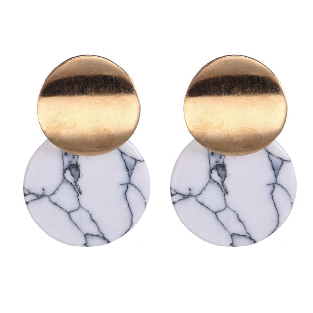 sengpan Korean Statement Black Acrylic Drop Earrings for Women Fashion Jewelry Vintage Geometric Gold Asymmetric Earring