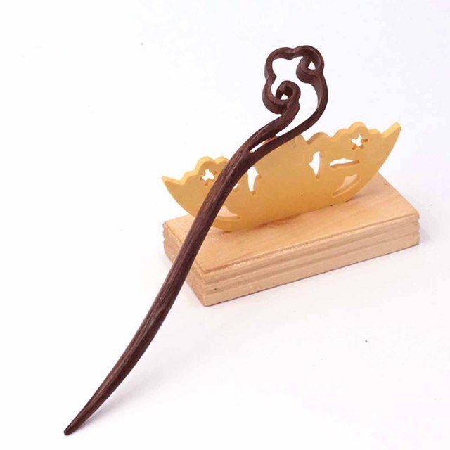 sengpan Christmas gifts ideas New Retro Chinese Hairpin Vintage Wooden Hair Fork Carve Animal Bird Phoenix Hair Sticks for Girls Bridal Bride Wedding Headwear