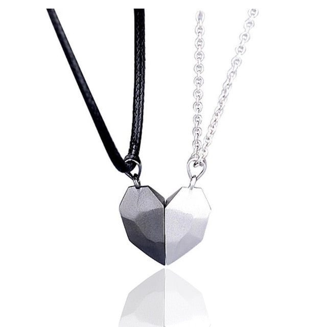 sengpan christmas wishlist gifts hot sale new 2Pcs Magnetic Couple Necklace Lovers Heart Pendant Distance Faceted Charm Necklace Women Valentine's Day Gift