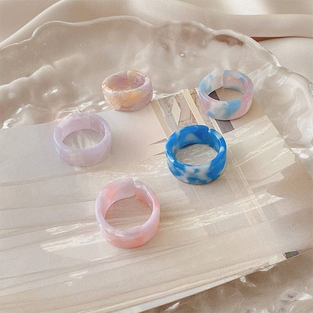 sengpan 5pcs/1SET Korea Chic Colorful Transparent Resin Acrylic Rings Hot Morandi Color Women Party aesthetic Jewelry Ring Set