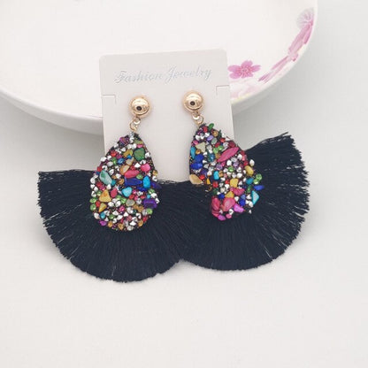 sengpan Shiny Crystal Tassel Earrings Bohemian Rhinestone Pendant Statement Long Fringe Earrings for Women Fashion Jewelry