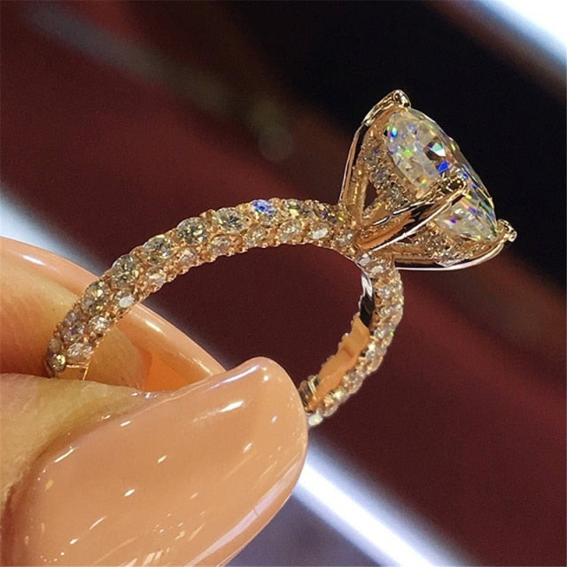 sengpan Christmas gifts ideas Trendy Crystal Zircon Engagement Claws Design Rings For Women Female Wedding Jewelry Accessories Gift Fashion Women Rings