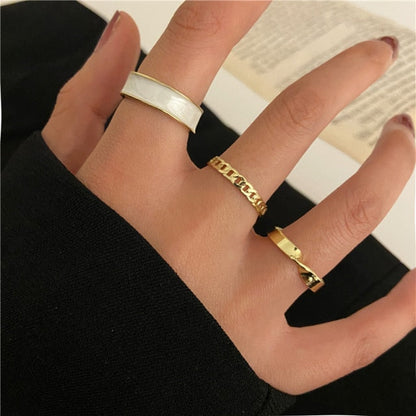 sengpan Bohemian Gold Butterfly Rings Set For Women Girls Pearl Resin Flower Cross Chain Finger Rings Jewelry Party