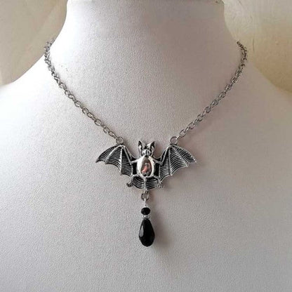 sengpan Christmas gifts ideas Gothic Vampire Bat Sweater Necklace Silver plated Framed Bat Cameo Necklace Halloween Witch Crystal Necklace Gift for Bat Lover