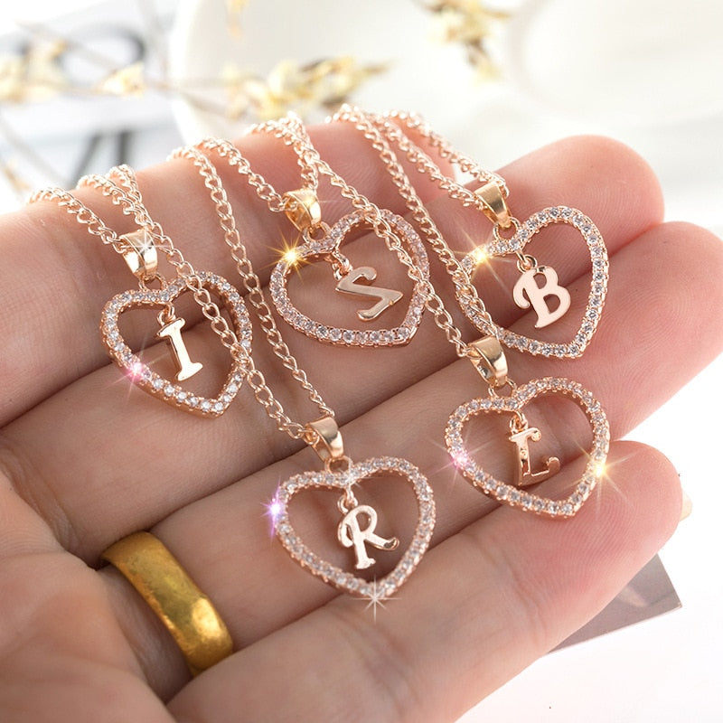 sengpan Womens Jewelry Name Initials Heart Pendant Necklace 26 Letters Zircon Love Necklaces Girls Gifts the First Letter Accessories