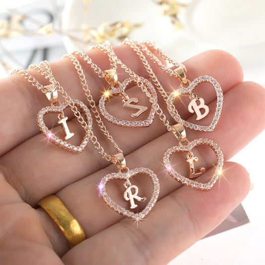 sengpan Womens Jewelry Name Initials Heart Pendant Necklace 26 Letters Zircon Love Necklaces Girls Gifts the First Letter Accessories