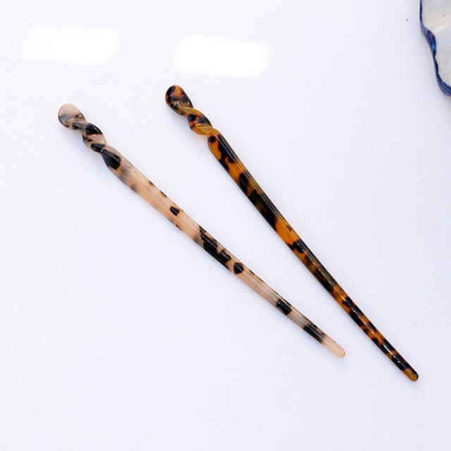 sengpan Christmas gifts ideas New Vintage Resin Leopard Print Long Hair Sticks Acetate Sheet Pearl Ball Head Hairpins Headwear Accessories for Women