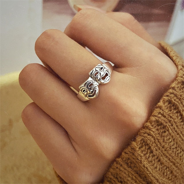 sengpan gifts for women  Punk Gothic Heart Ring Set for Women Black Dice Vintage Spades Ace Silver Plated Retro Rhinestone Charm Billiards Finger Jewelry