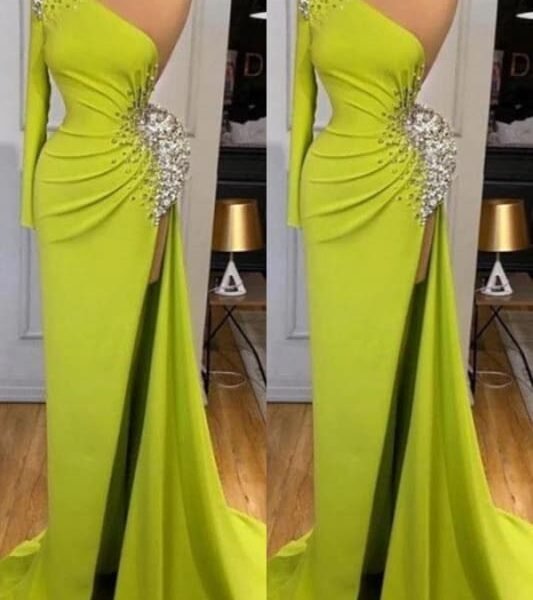 617. Yellow Green Long Sleeves Mermaid Prom Dress with Split and Beads