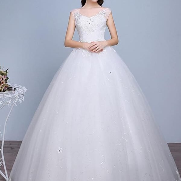 Ball Gown Wedding Dresses Sweetheart Neckline Floor Length Lace Tulle Polyester Sleeveless Romantic Glamorous Sexy