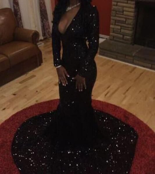 Bridelily Shiny Black Sequins Long-Sleeves Deep-V-Neck Sexy Prom Dresses