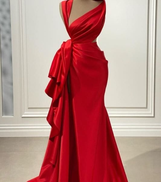 Elegant Red Charmeuse Long Prom Dress with High Slit