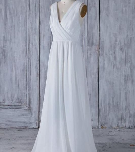 Elegant Ruffle Chiffon A-line Wedding Dress