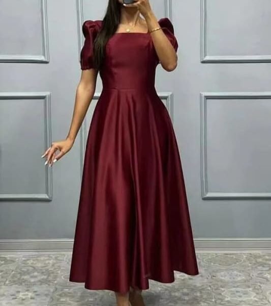 Elegant Square A-Line Prom Dress with Short Sleeves