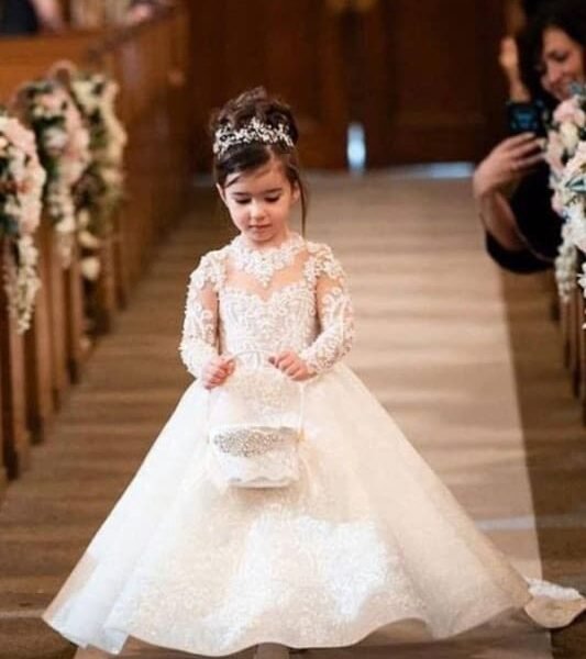 Long Sleeves Jewel Princess Long Lace Flower Girl Dresses