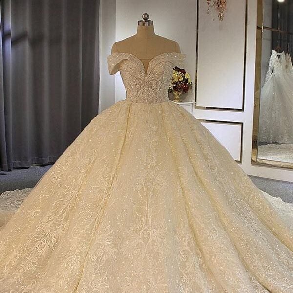 Luxury Off-the-Shoulder Lace-Up Ball Gown Wedding Dresses with Beading