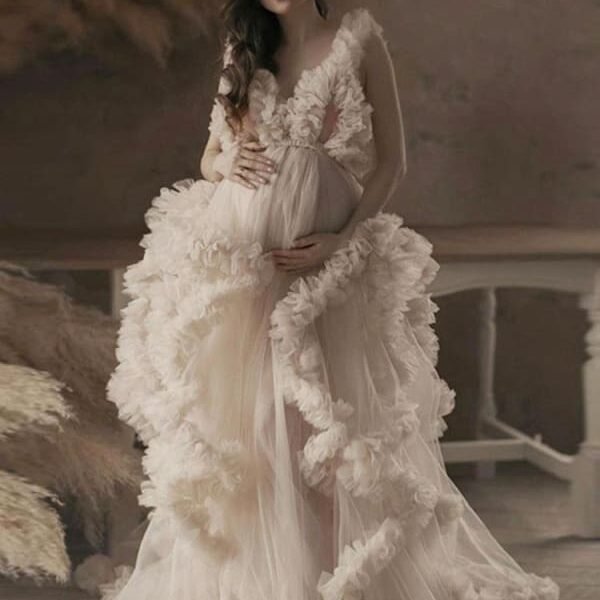Aline Wedding Dress White V-Neck Sleeveless Tulle Long Bridal Gowns