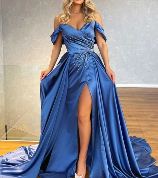 Off-the-Shoulder Blue Split Prom Dress Overskirt with Beadings