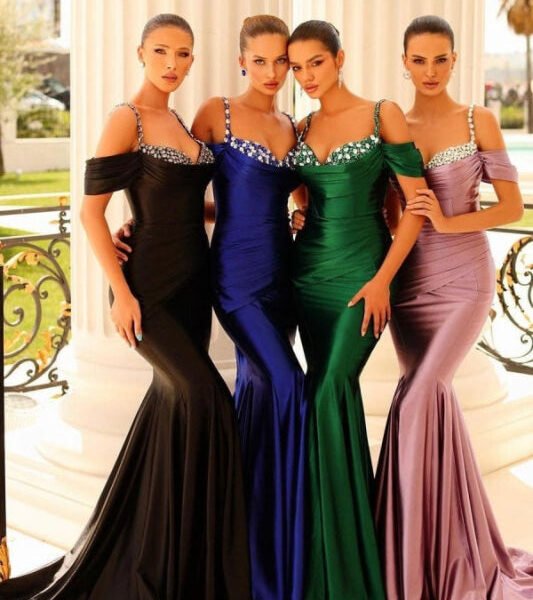 Patchwork Spaghetti Strap Prom Dress with Off-the-Shoulder Mermaid Style