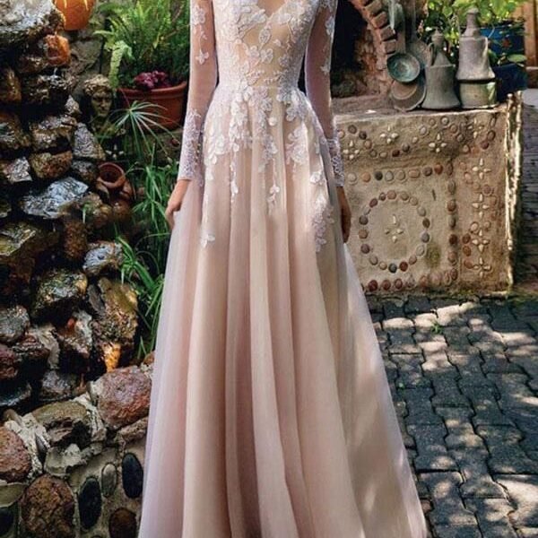 Tulle A Line Wedding Dress Lace Applique Floor Length Long Sleeve Boho Wedding Bridal Dresses With Train