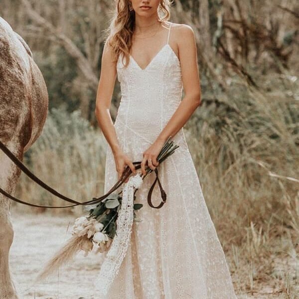 Simple Wedding Dress V Neck Straps Sleeveless Floor Length Boho Bridal Gown