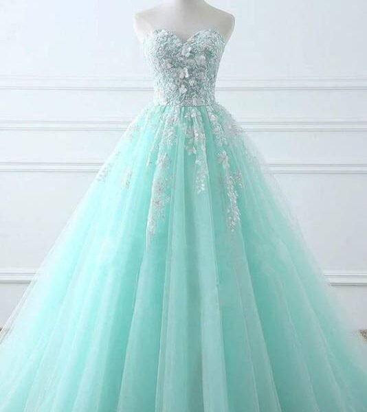 Tiffany Blue Sweetheart Puffy Tulle Prom with Lace Appliques Long Graduation Dress